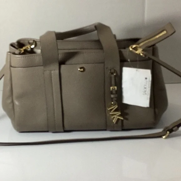 Michael Kors
Romee Small East West Satchel - Picture 4 of 15